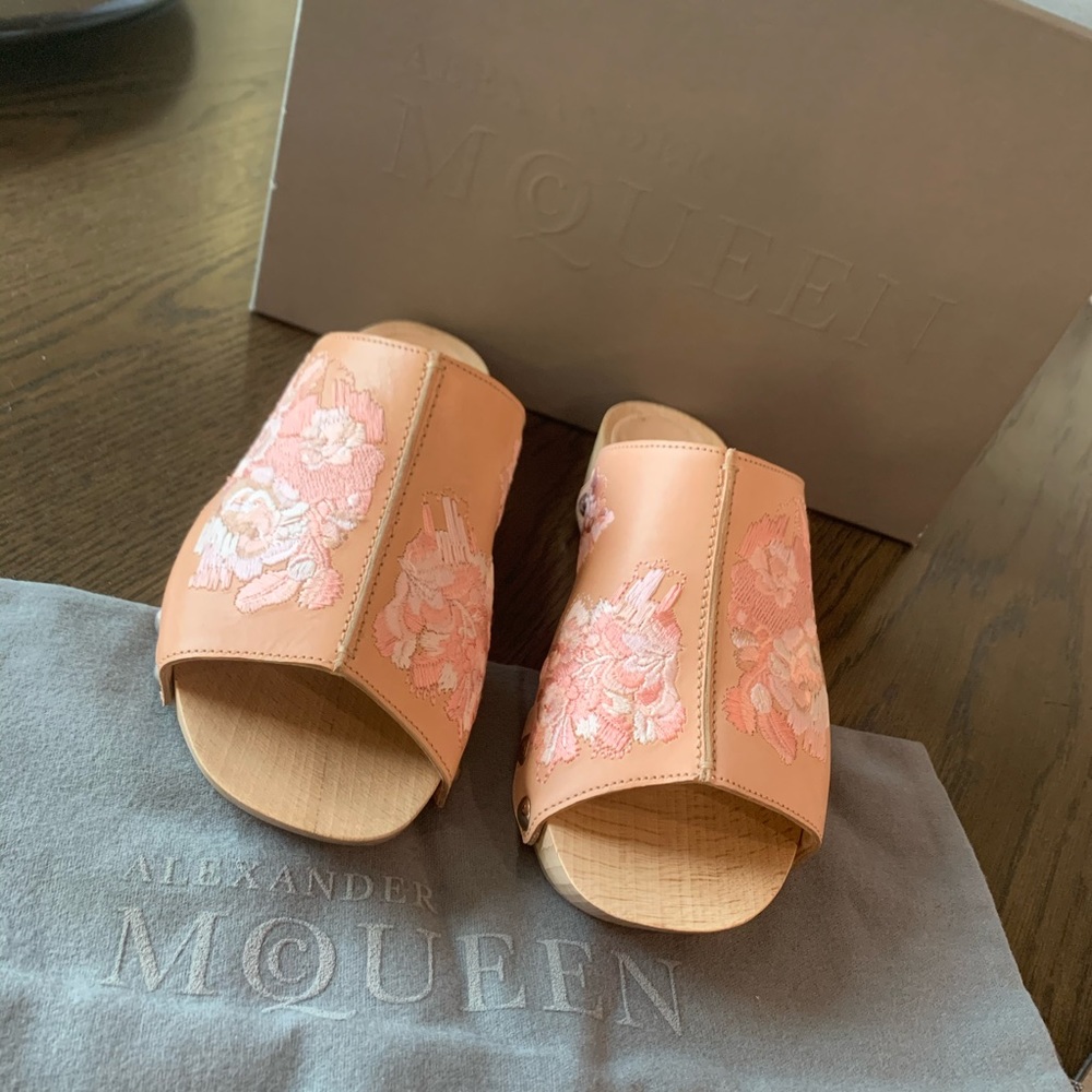 NWT Alexander McQueen shoes